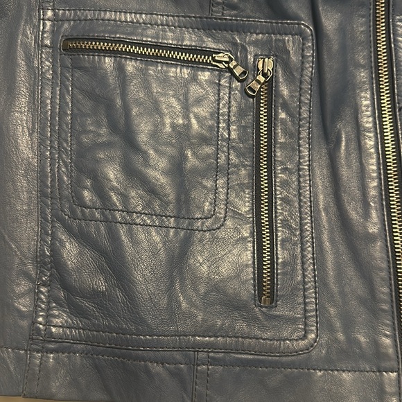 DKNY - Blue Leather Jacket - Medium - Picture 4 of 9